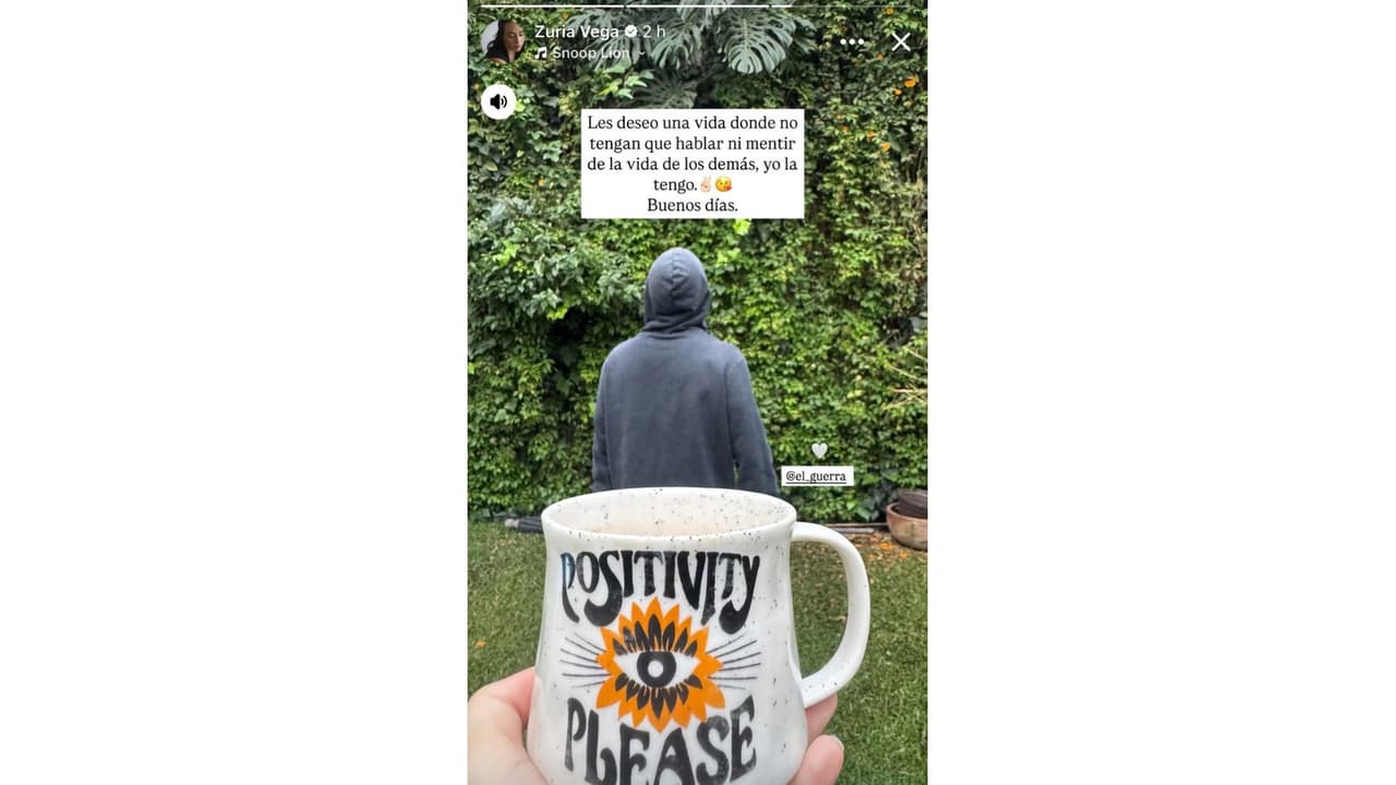 Zuria Vega responde a rumores de separación junto a Alberto Guerra.