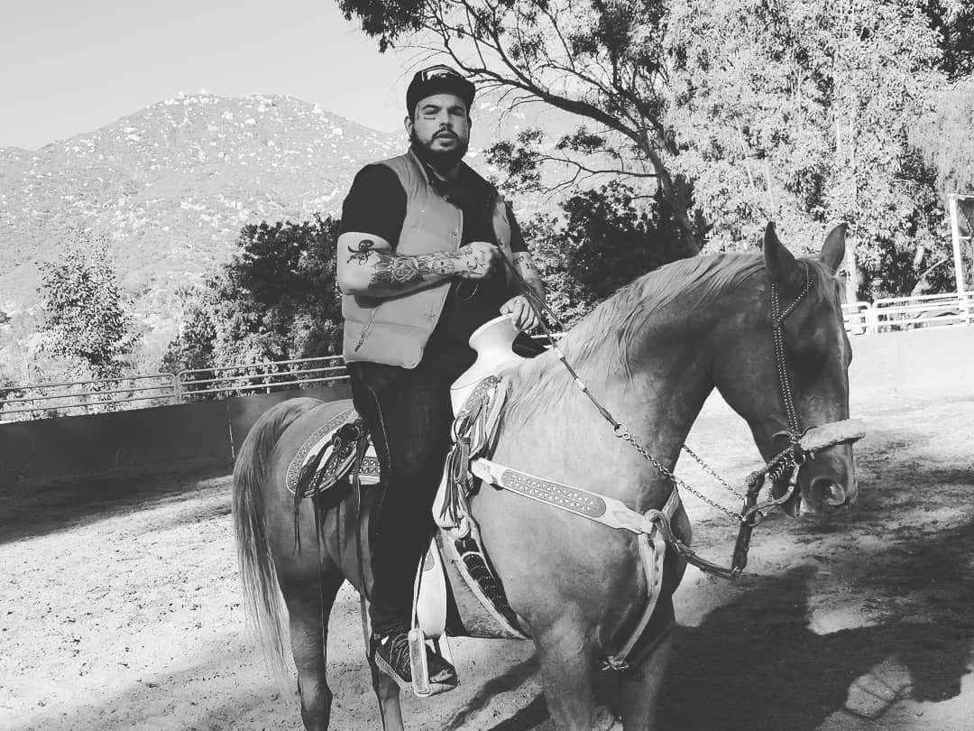 “Es uno de los momentos más complicados que he vivido. Simplemente me preocupaba por él, por su vida y su futuro, no lo podía creer… Tratas de hacer lo mejor posible, yo no iba a meter palancas ni a hacer nada para que el chavo no pagara lo que tenía que pagar, lo tenía que pagar”, detalló.