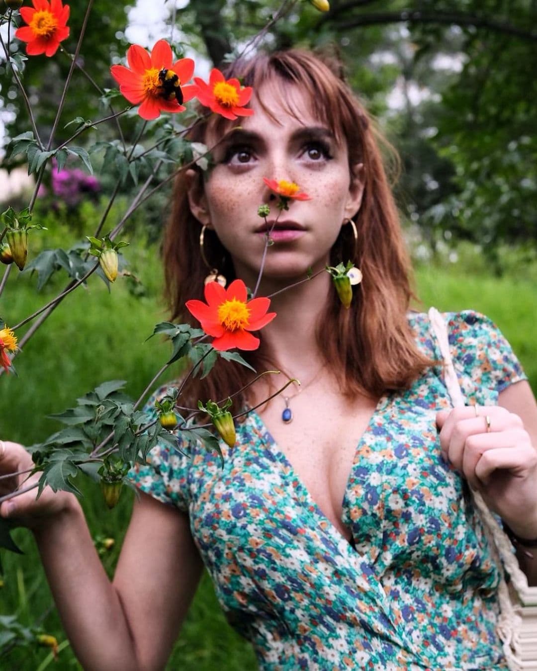 Natalia Téllez, más plena y bella que nunca, exhibe lo mucho que creció su pancita de embarazo