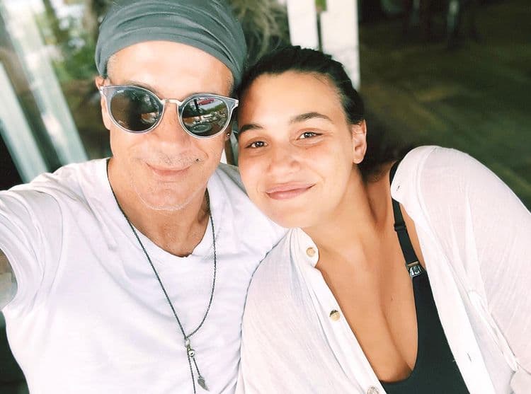 Esposa de Fernando Carrillo revela crisis con fuertes imágenes y preocupa a fans