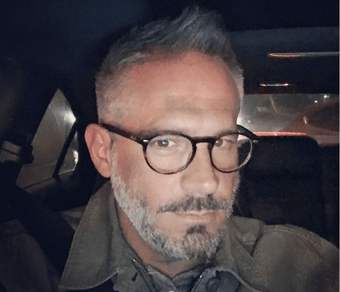 El actor Arath de la Torre reconoce que de ser necesario tomaría terapia con su esposa