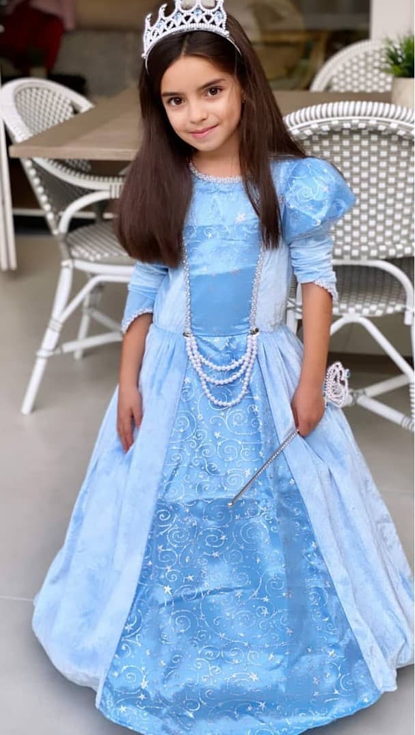 Aitana Derbez impacta con su acento en inglés y afirman: ‘Hasta habla como niña grande’