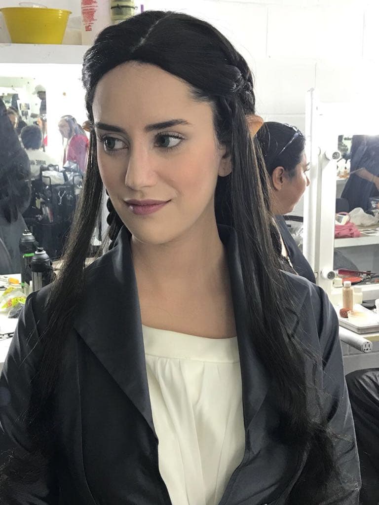 Tamara Henaine es Arwen.