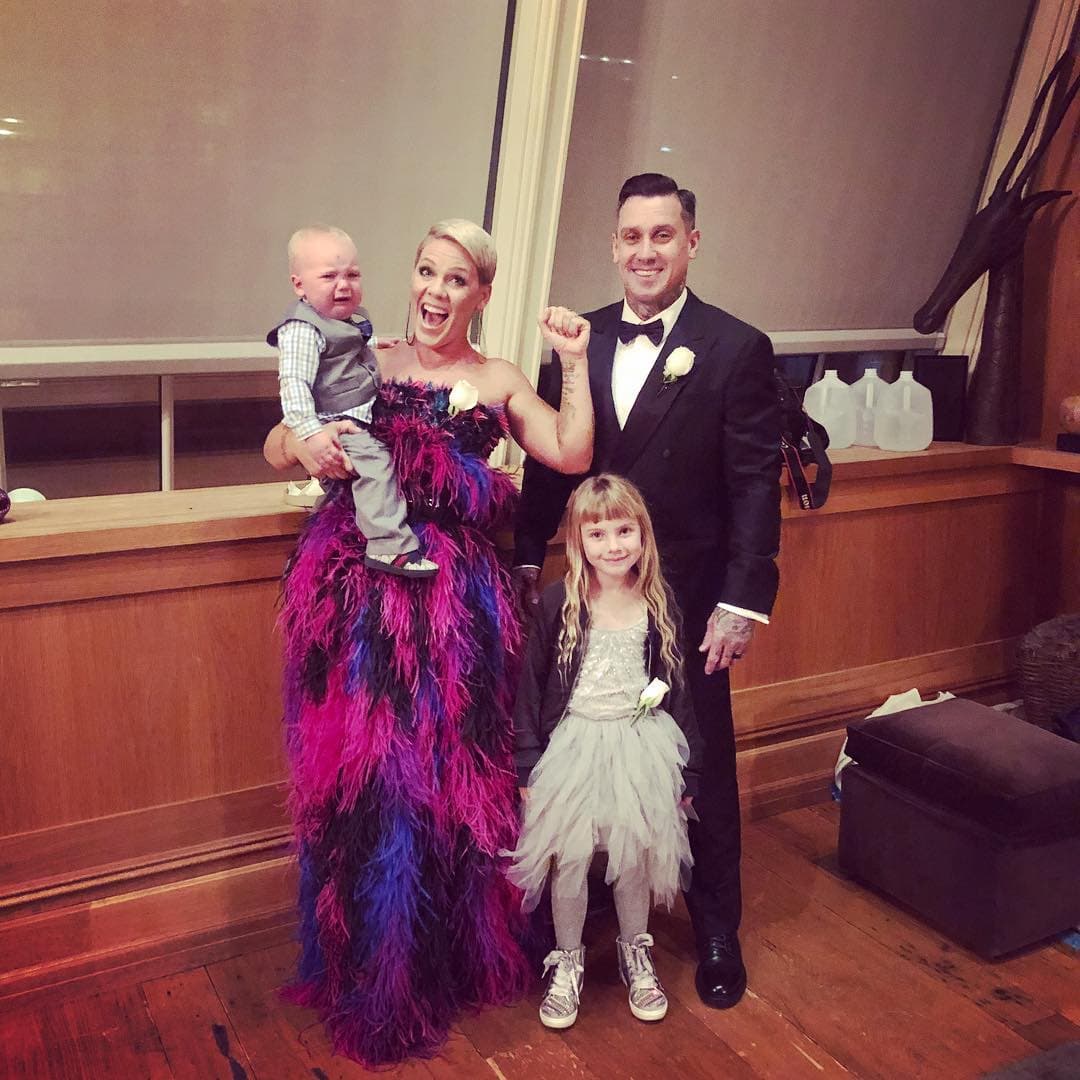 Pink y su esposo Carey Hart han pasado por altibajos, pero finalmente están juntos y formaron una feliz familia.