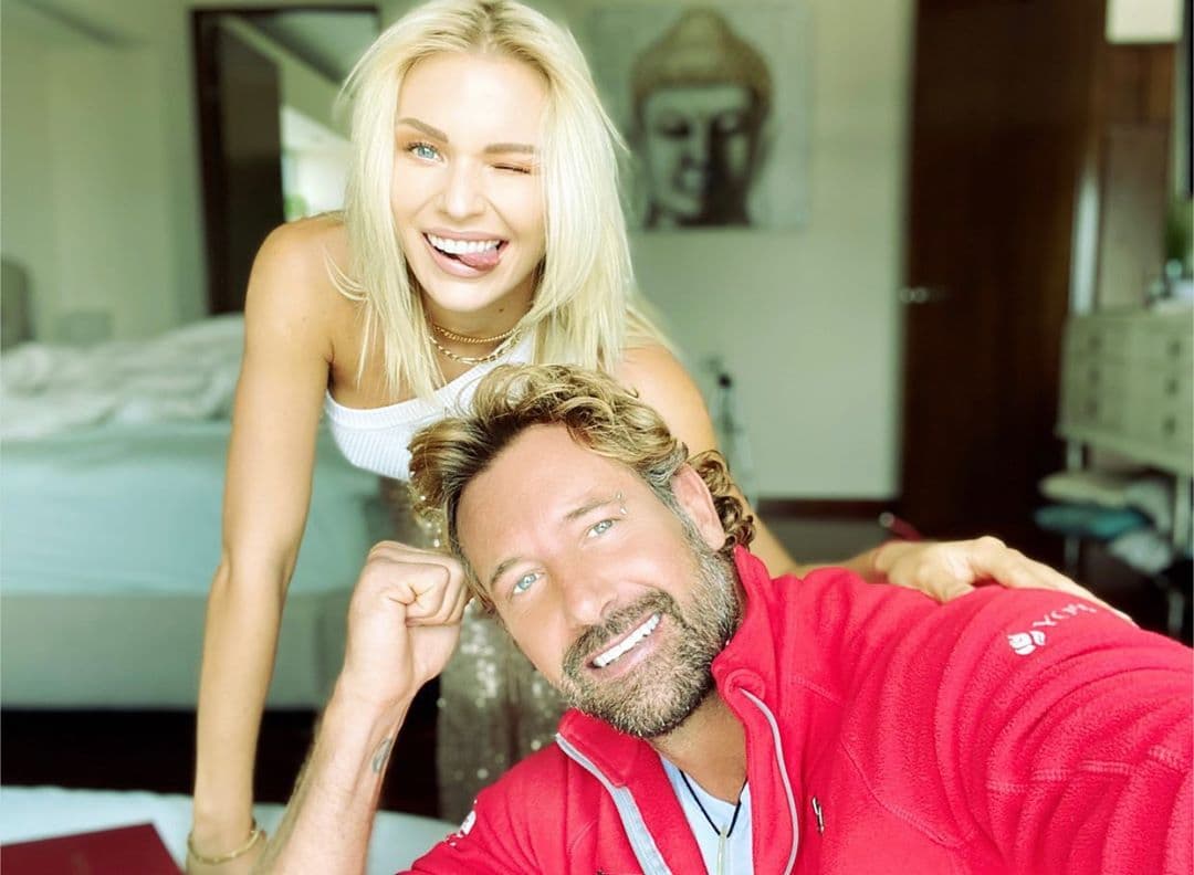 Las imágenes de Gabriel Soto de inmediato se volvieron tendencia en redes sociales. Incluso, hasta fueron replicadas en distintos perfiles sociales, donde sus fans aprovecharon la ocasión para felicitarlos por su relación.
