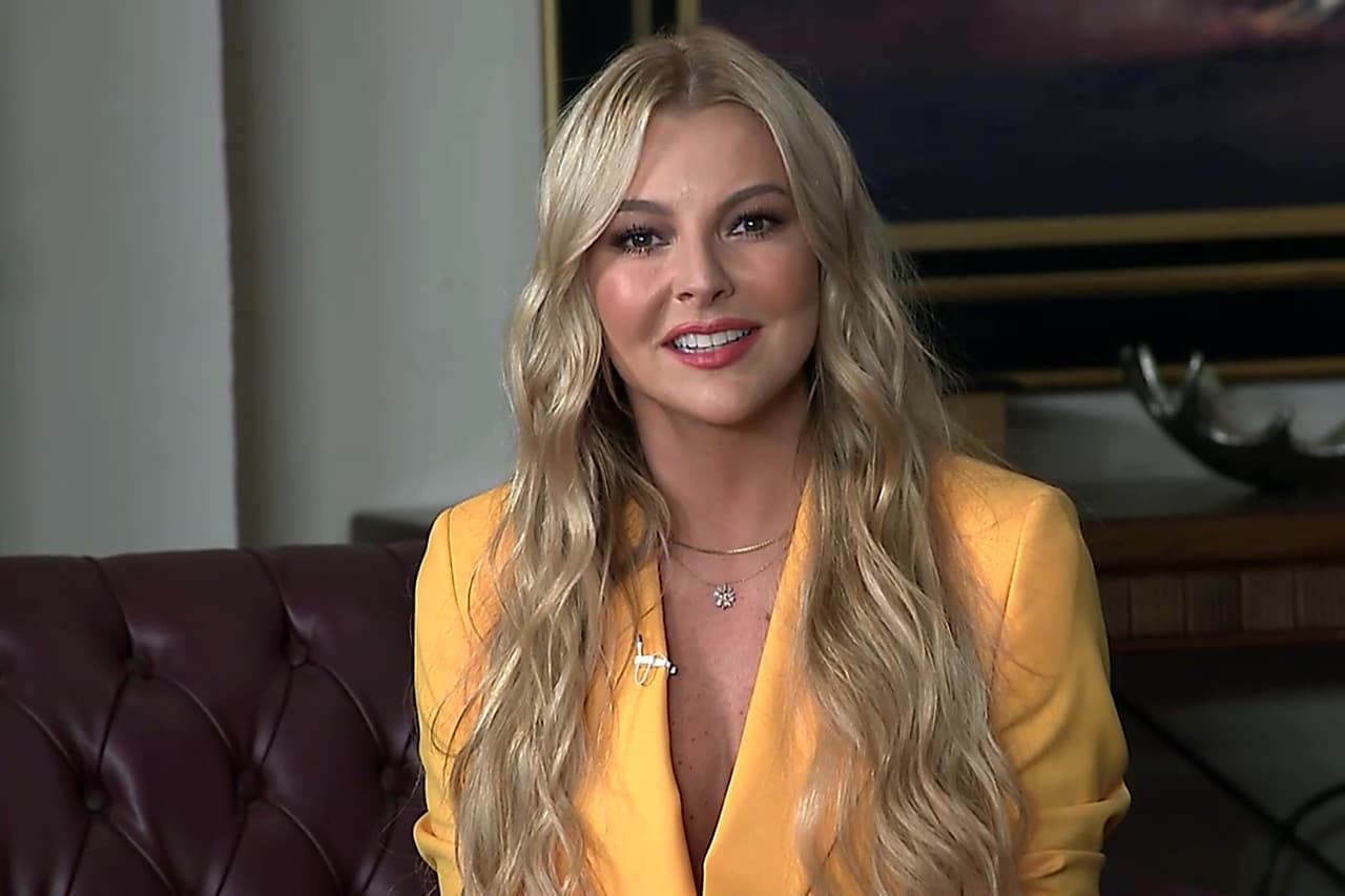Marjorie de Sousa responde furiosa a quienes la critican por supuestamente no hacerle caso a su hijo