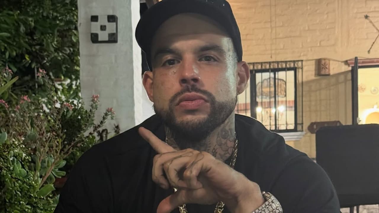 Emiliano Aguilar responde a críticas y demuestra que sí fue considerado para la ceremonia de los Billboard: "¿No que no tenía invitación?"