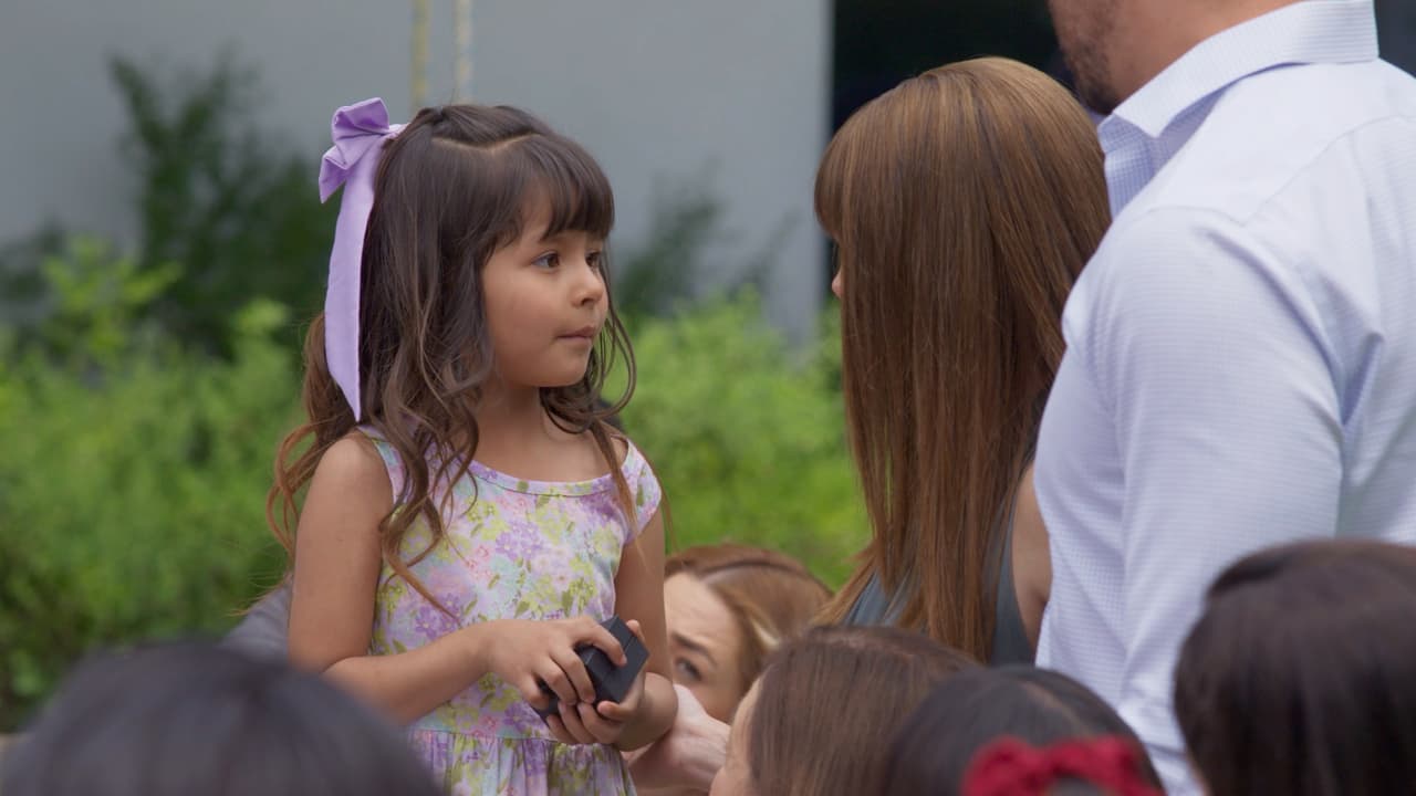 Valentina le da un detalle muy especial en el Día de las Madres a Isabella