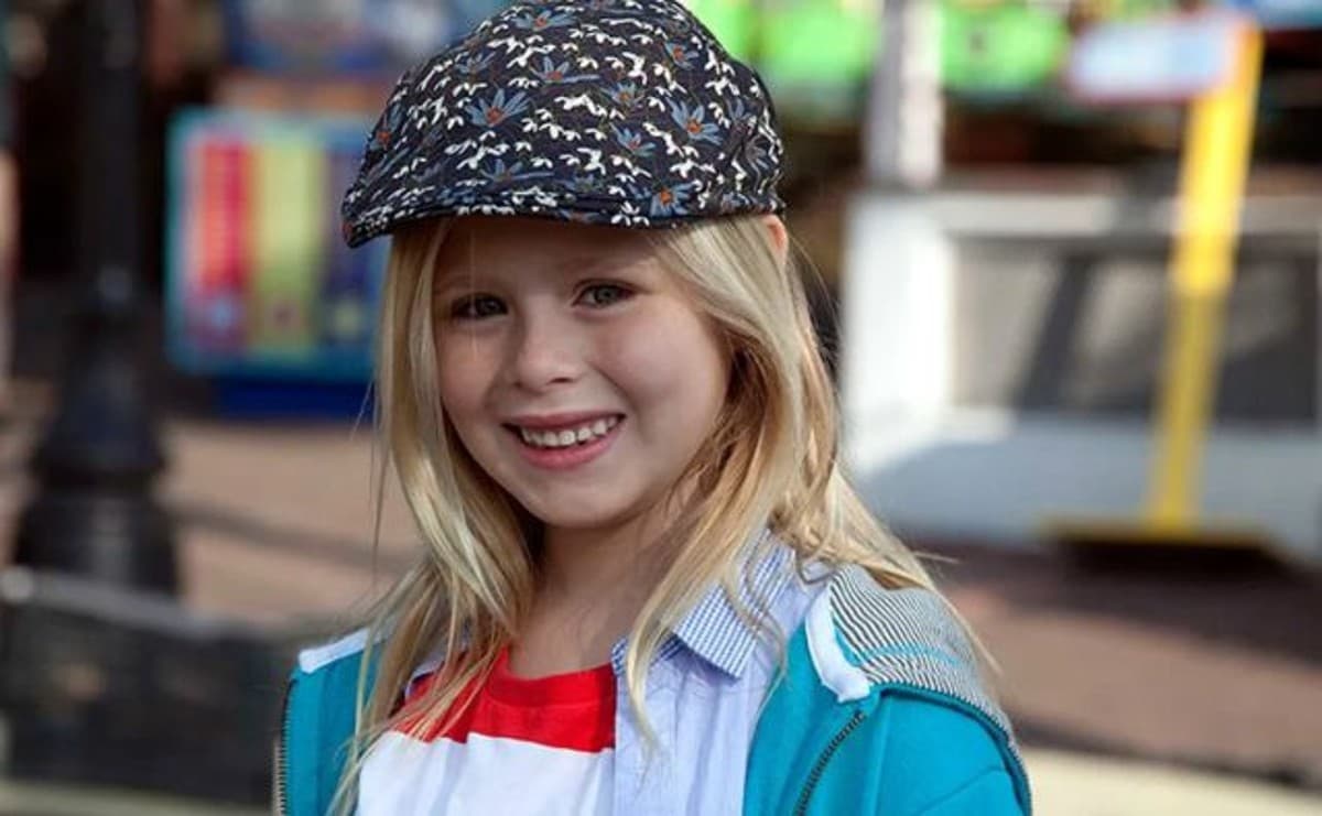 Loreto Peralta ya creció y está irreconocible
