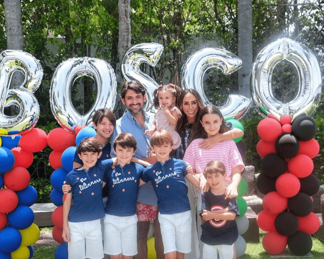Entre sartenazos, pastel y globos, Inés Gómez Mont celebra el cumpleaños de su hijo Bosco