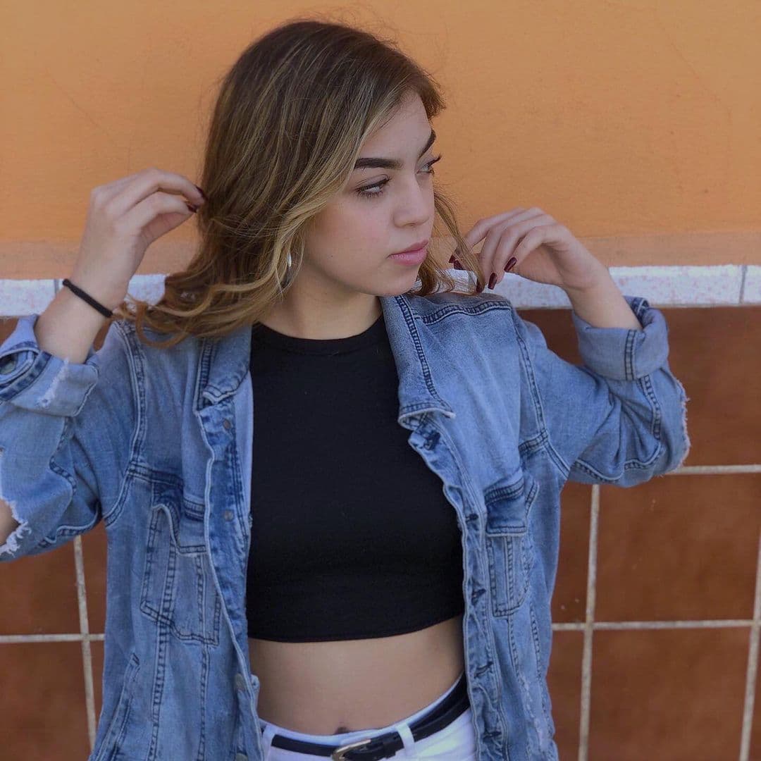“Qué belleza”, “No podrías estar más bonita”, “Bonita”, “Qué hermosa estás”, “Eres perfecta”, “Qué bella bebé”, “Wow, una belleza”, son algunos de los mensajes que recibe Daryna González en su perfil personal.