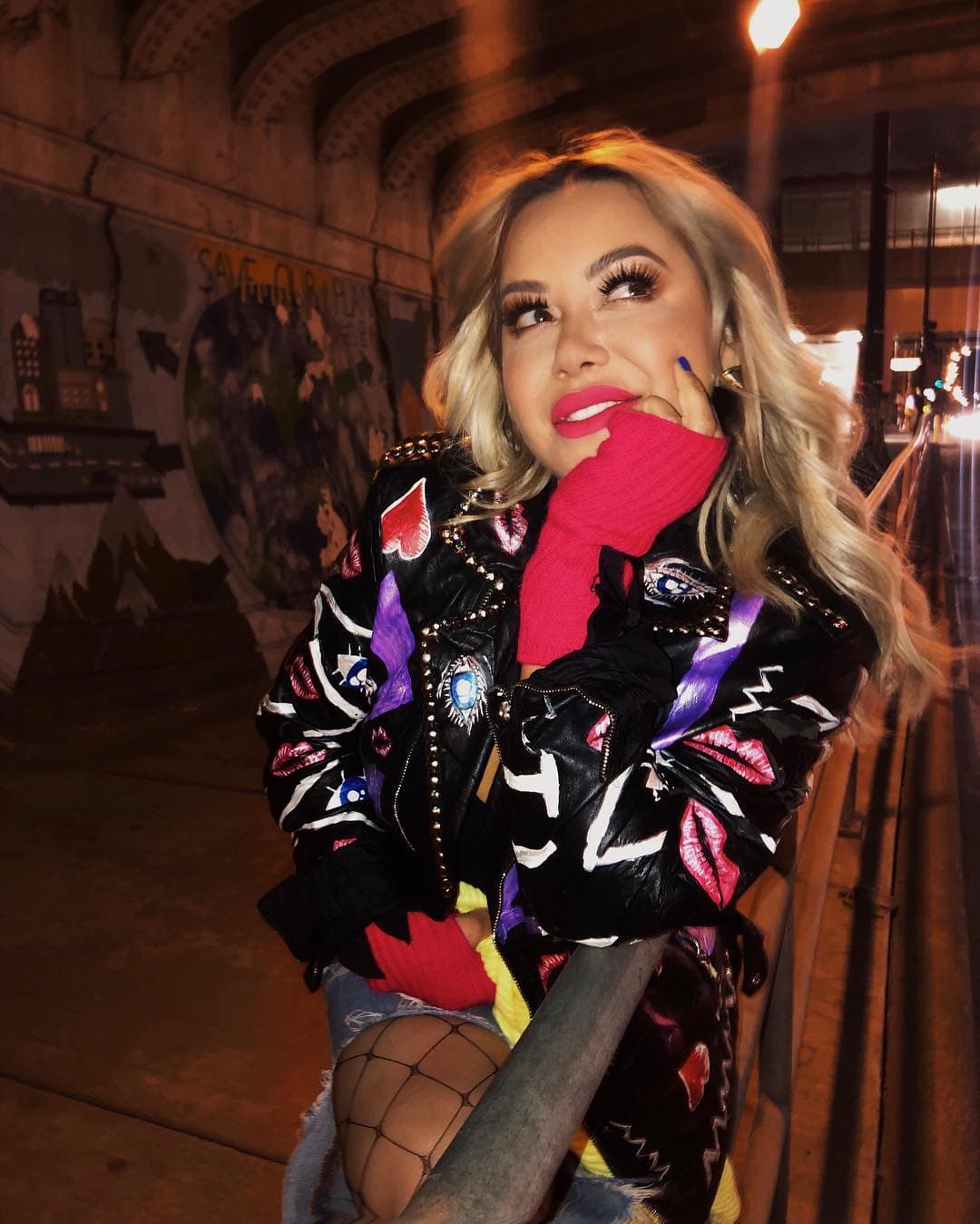 Tras destape de trío sexual, Chiquis Rivera confiesa que tiene un quiste