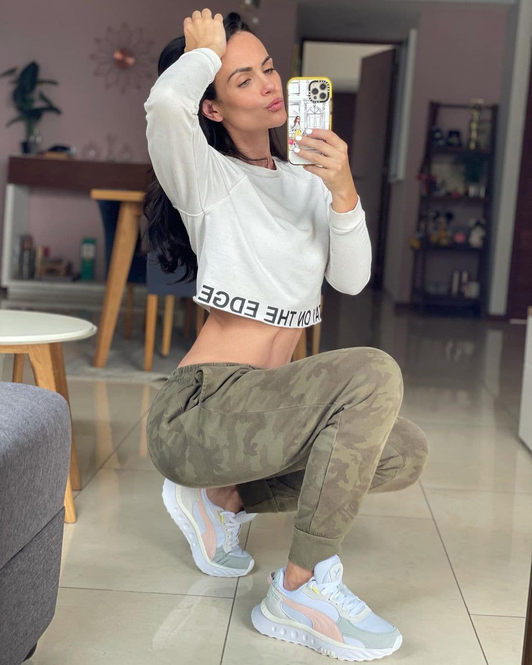 Asimismo reconoció que se encuentra en un momento de plenitud y sobre todo, más feliz que nunca tanto en lo personal como en lo profesional.