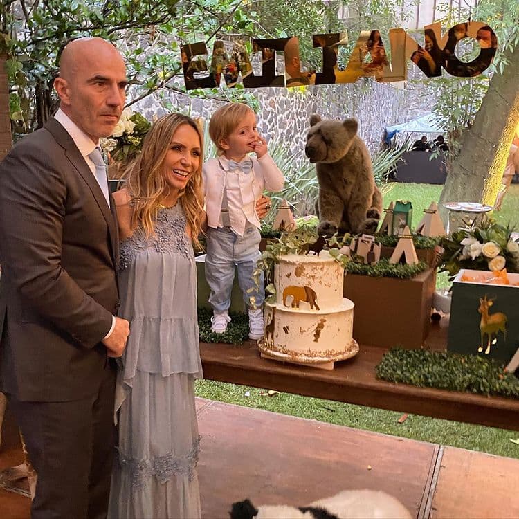 Erika Zaba celebra en grande el bautizo de su hijo Emiliano con impresionante fiesta