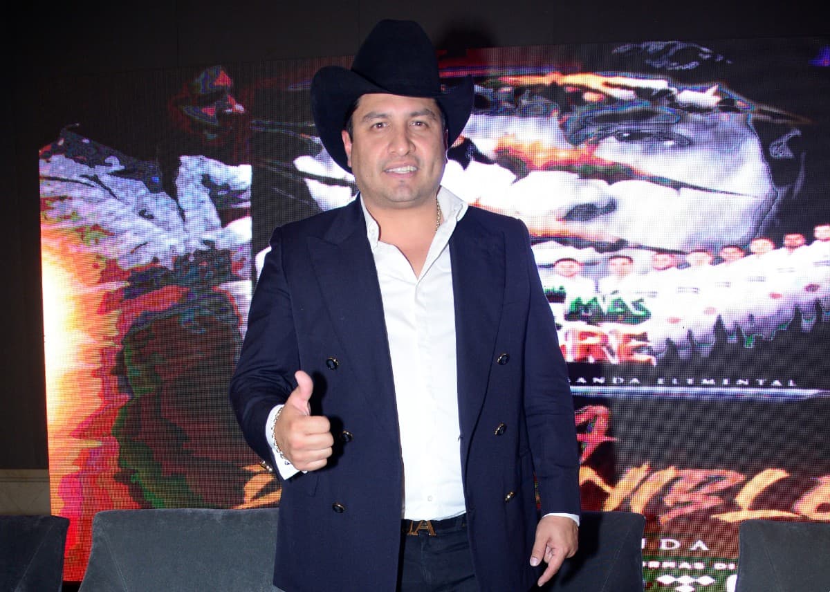 Mhoni Vidente lanza predicción sobre Julión Álvarez, ¿qué dijo?