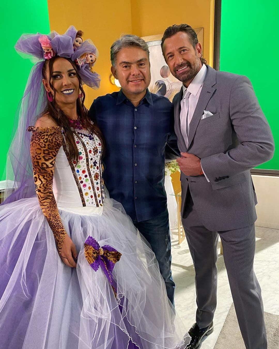 Gabriel Soto y Consuelo Duval detrás de cámaras de Tal para cual