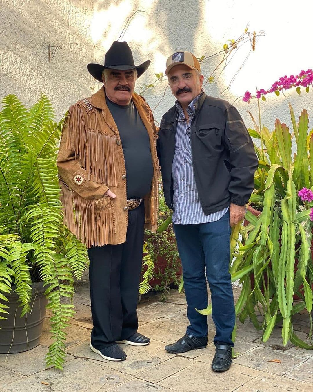 Vicente Fernández Jr rompe el silencio sobre el estado de salud de su padre Vicente Fernández