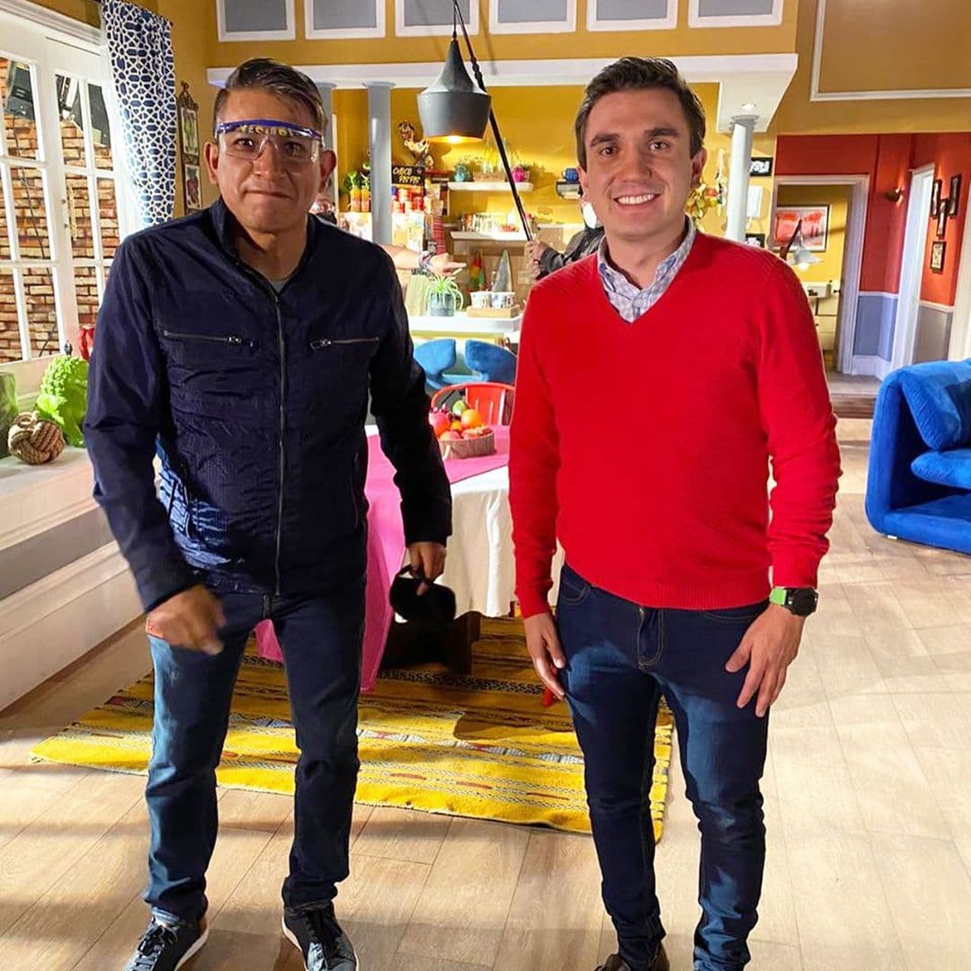 El intérprete de 'Ludoviquito P. Luche' participa como invitado especial en la novena temporada de 'Vecinos' por invitación del productor Elías Solorio, sólo que le cambiaron un poco el nombre a 'Miguelito P. Luche'.