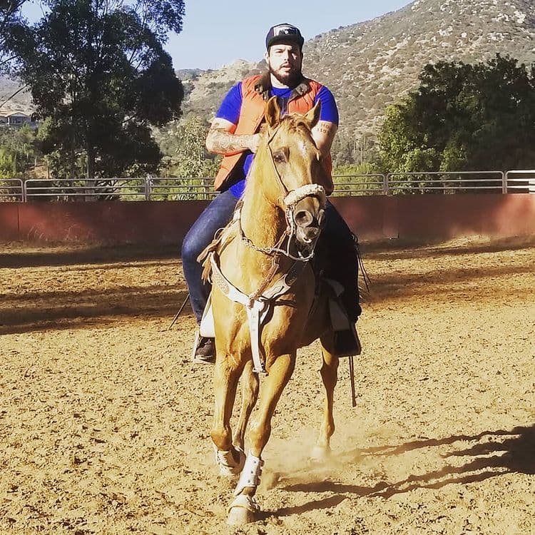 Pepe Aguilar habló sobre el episodio que enfrentó su hijo, quien afirmó cumplió con todo lo ordenado por las autoridades norteamericanas y ahora merece una segunda oportunidad.