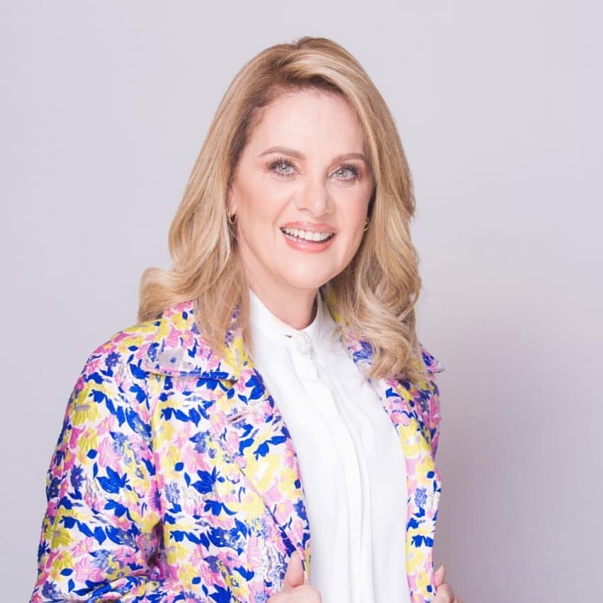 Erika Buenfil relata fuerte episodio que pasó con actor durante un beso: ‘Muy agresivo, no aguanté’