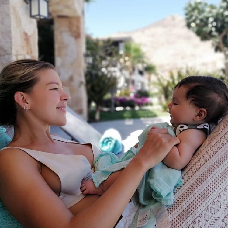 Fernanda Castillo sorprendió en 2020 al anunciar que se convertiría en mamá y fue el 19 de diciembre cuando nació el pequeño Liam.