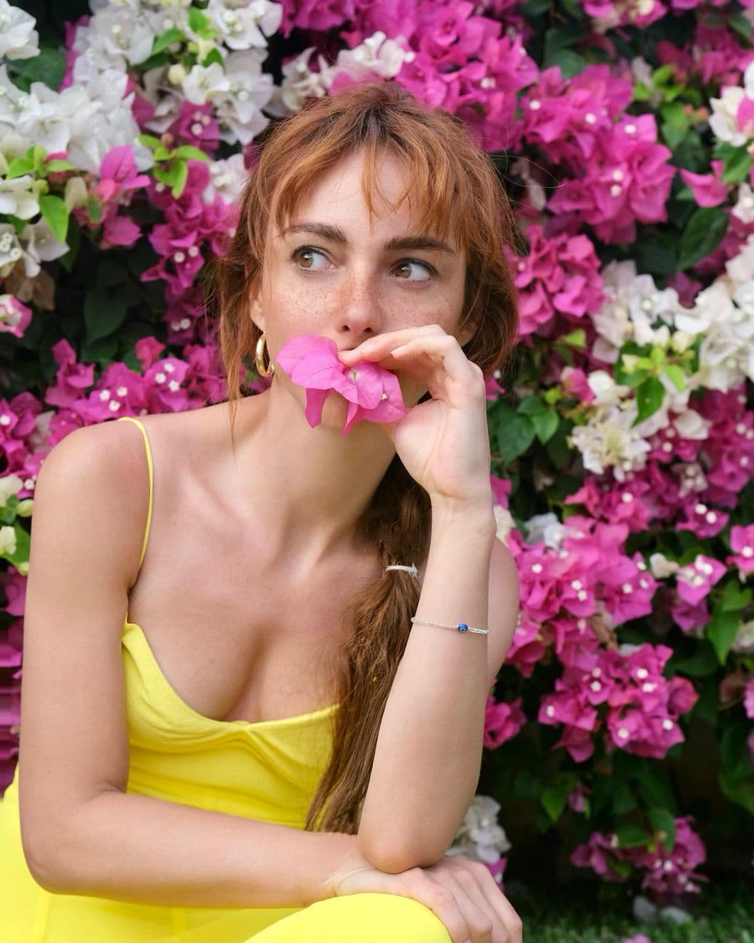 Natalia Téllez 'baila' con Emilia y muestra cuánto ha crecido en su primer año