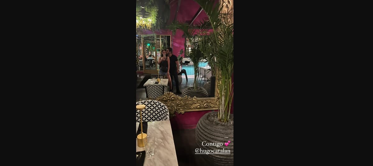 La actriz aprovechó su romántico viaje para posar con su pareja