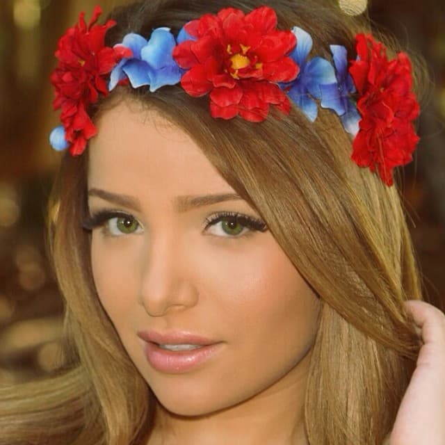 Sandra Itzel siguió con su carrera de actuación, la cual comenzó a compaginar con otra de sus pasiones: la música.