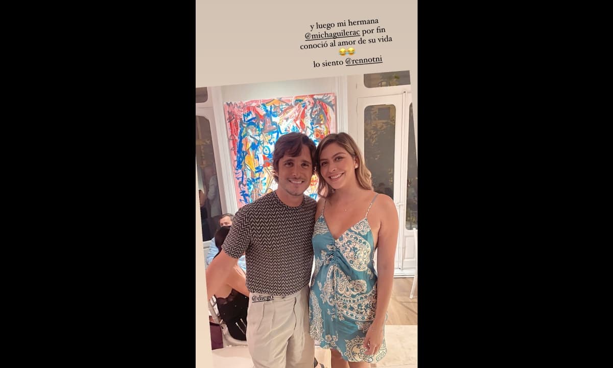 Michelle no perdió la oportunidad de tomarse foto con el novio de Renata Notni