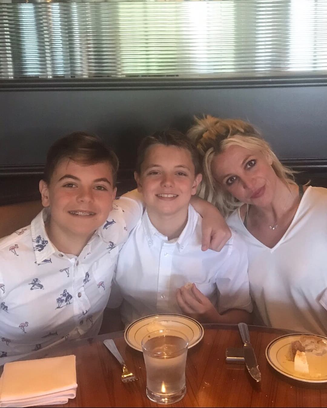 Hijo de Britney Spears revelará detalles sobre su mamá, si llega a los 5 mil seguidores