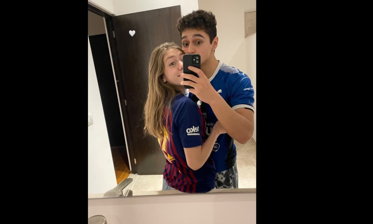 La joven se dejó ver, como nunca, con su actual pareja