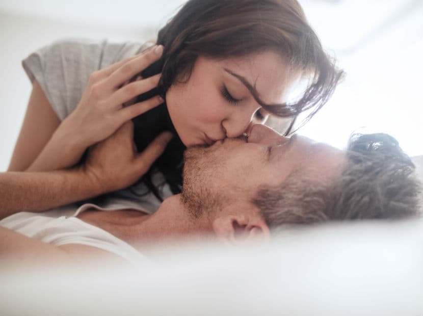 Con Tauro, Cáncer podrá disfrutar de calidez emocional y excitación sexual ¡su mejor combinación! Tauro recibirá con satisfacción las muestras de amor del cangrejo.