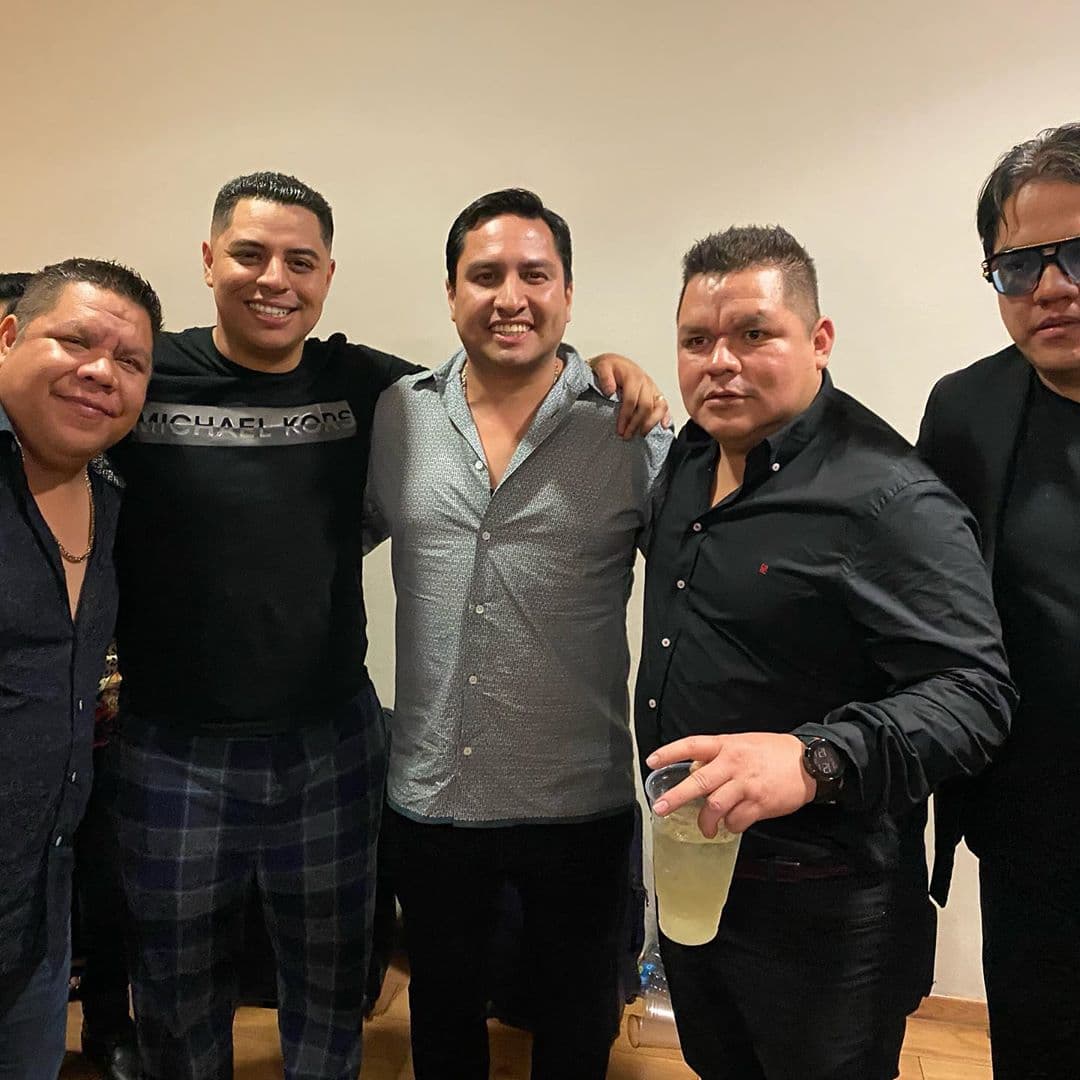 Así se escuchó la colaboración entre Julión Álvarez y Grupo Firme, durante concierto