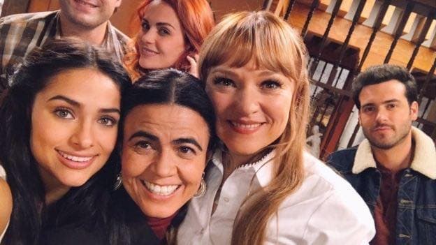 ¡Vota y dale un rumbo nuevo a Mi adorable maldición!