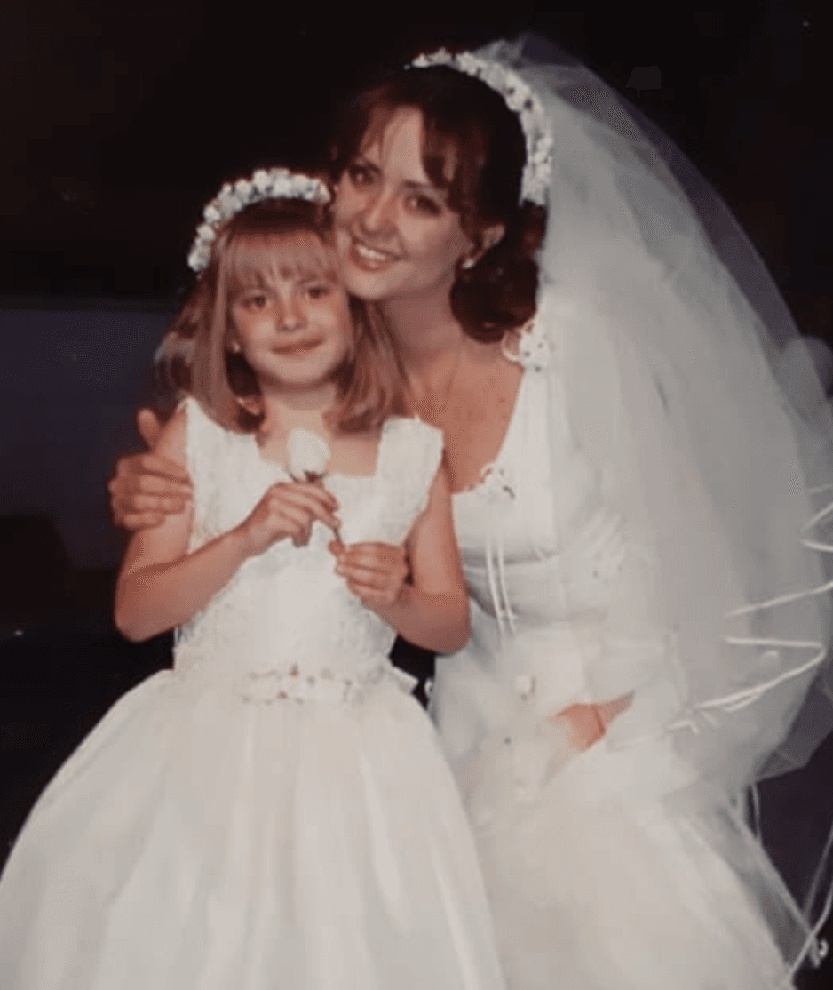 En aquel melodrama, también actuó Andrea Legarreta, quien interpretó a la "Maestra Lupita".