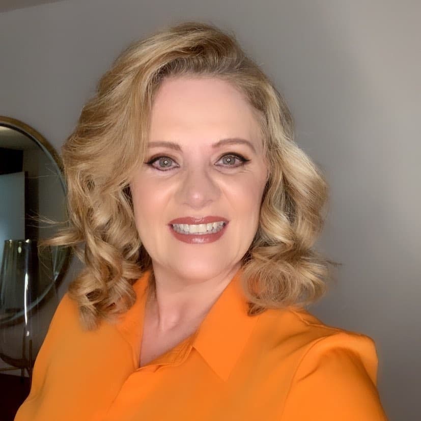 ¡Toda una muñeca!: Erika Buenfil presume cómo se vería si fuera una caricatura