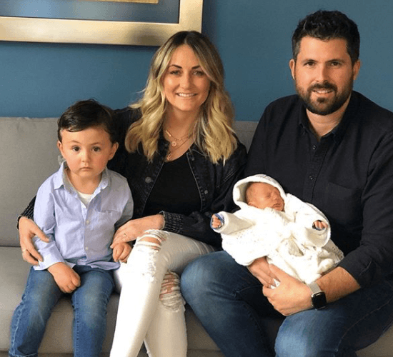 En cuanto a su vida personal, Obregón ha formado una familia junto al empresario John McCarthy, con quien tiene dos hijos: Patrick y Daniel.