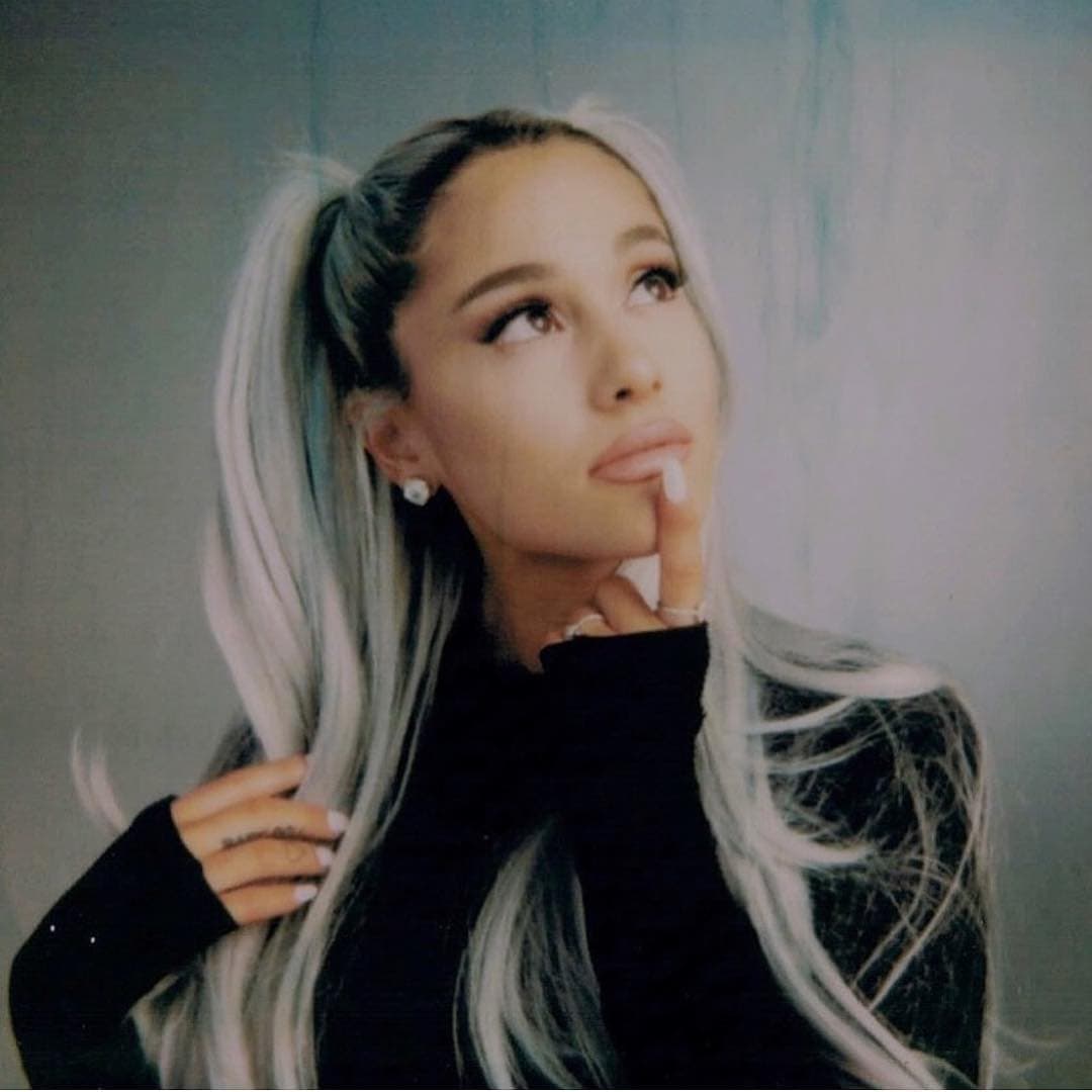 La cantante tiene 25 años, pero a su corta edad ha mostrado tener madurez, carácter y es una hacedora de grandes éxitos.