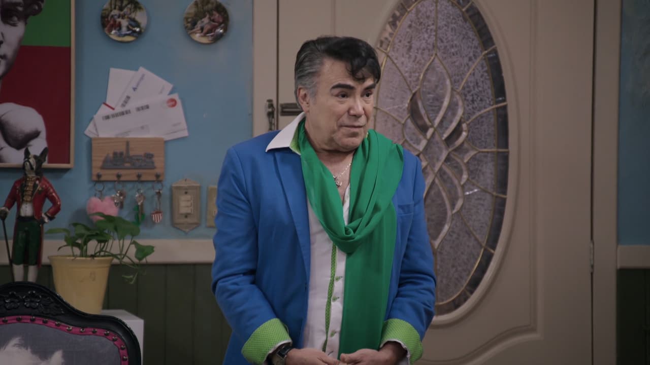 Carlos anuncia que decidió perdonar a su 'Elotito' y se irá a viajar con él por el mundo.