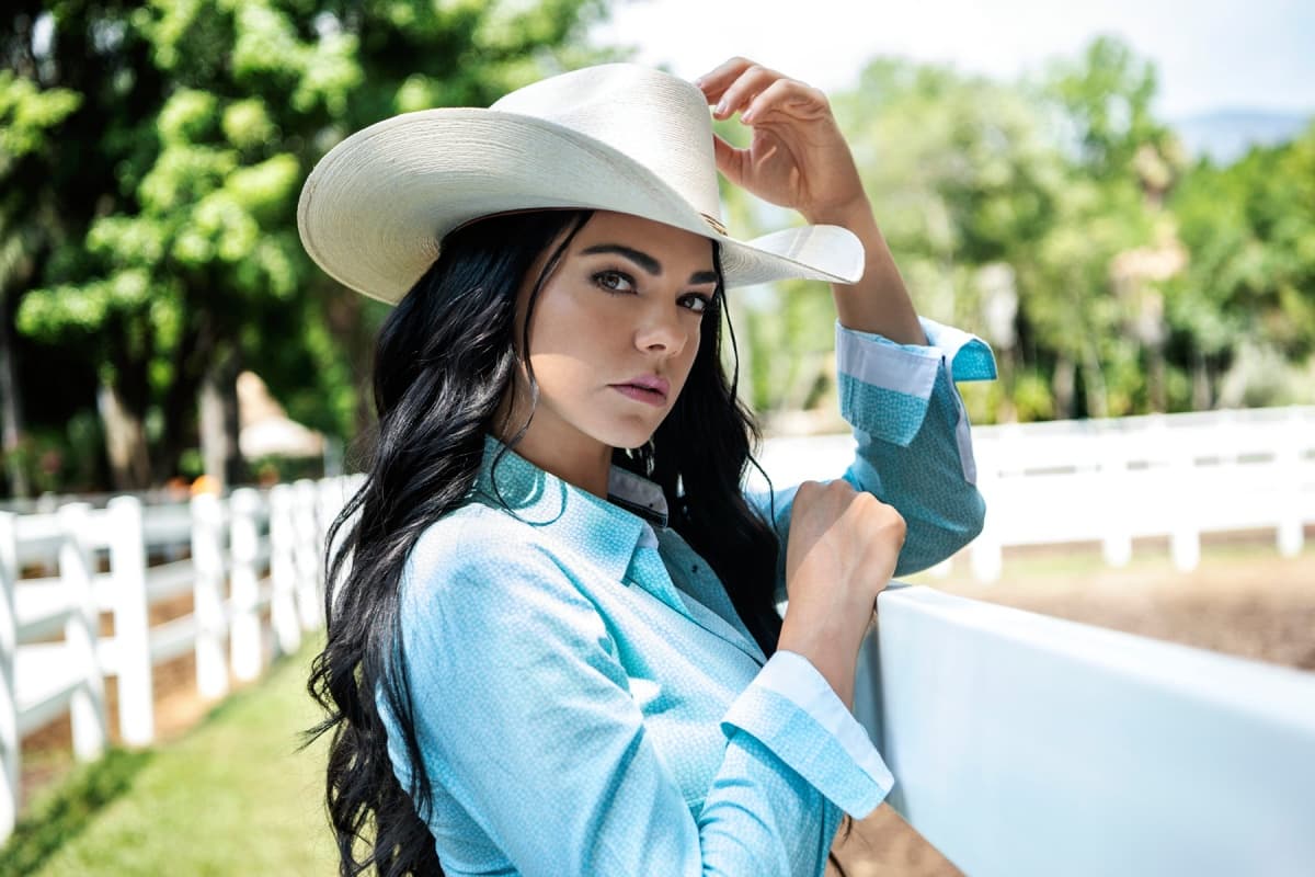 Livia Brito aparece, por primera vez, con su 'hijo' y le llueven mensajes