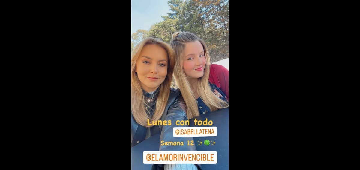 Las actrices comparten créditos en 'El Amor Invencible'