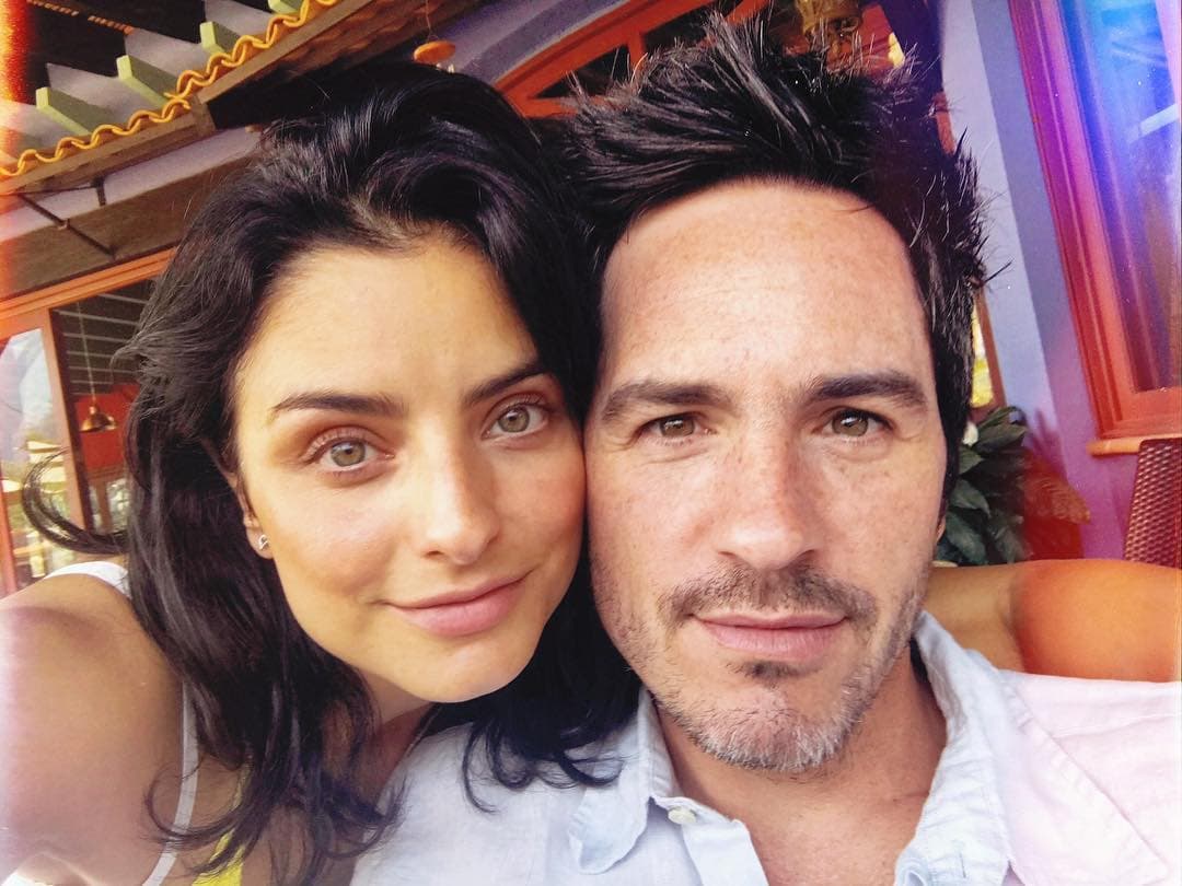 Aislinn Derbez y Mauricio Ochmann celebran su tercer aniversario de bodas con románticas fotos