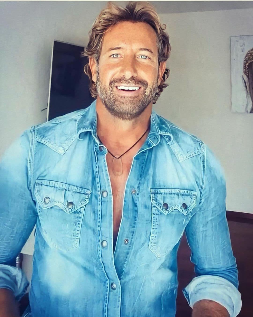 Gabriel Soto responde a quienes critican su físico: “No nos vamos a ver jóvenes toda la vida”
