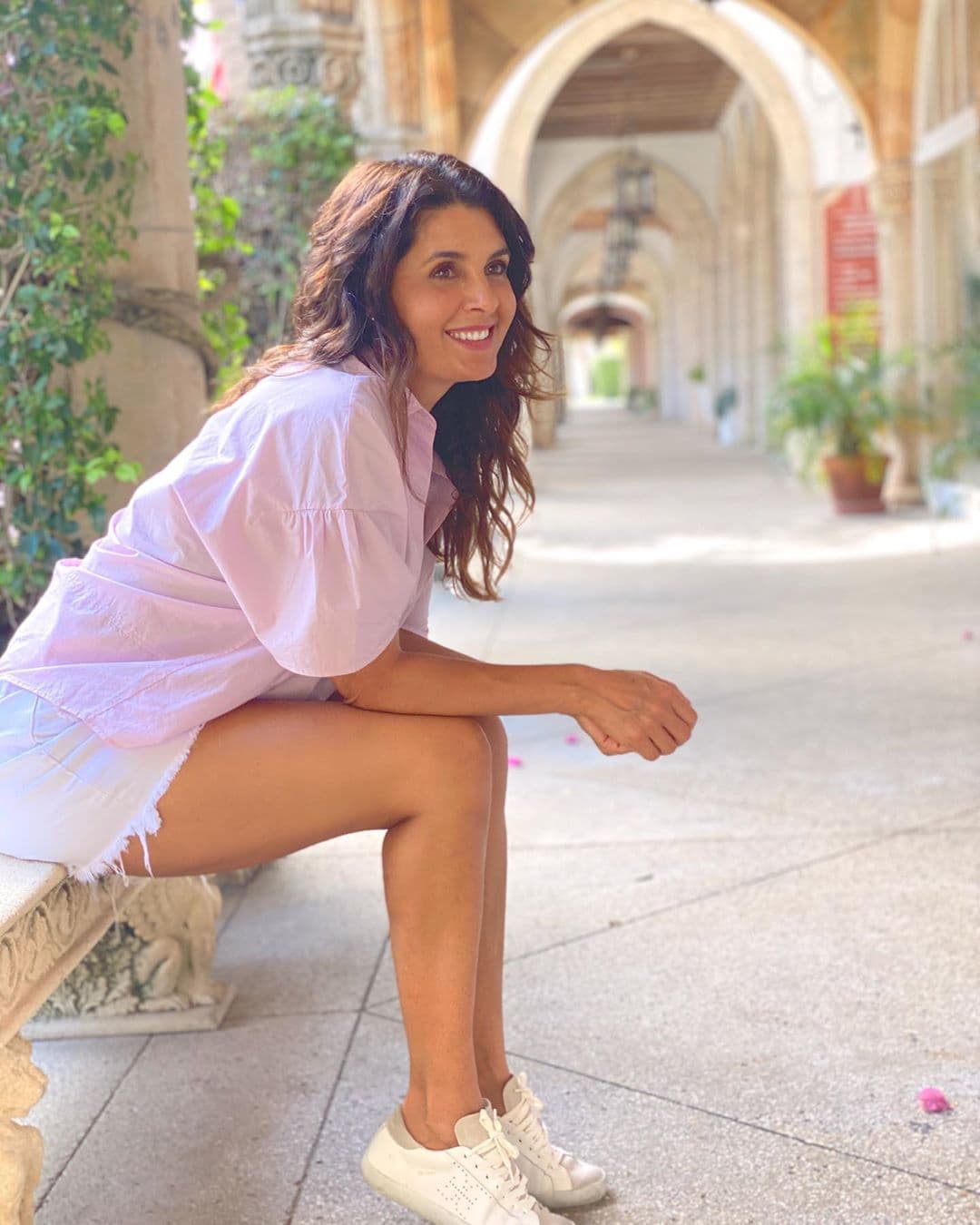 “Fiu fiu. Guapísima, resultado de tu compromiso y constancia. Estoy muy orgullosa de ti”, destacó, hecho al que Mayrín Villanueva respondió: “De tu entreno diario. Gracias por tu ayuda”.