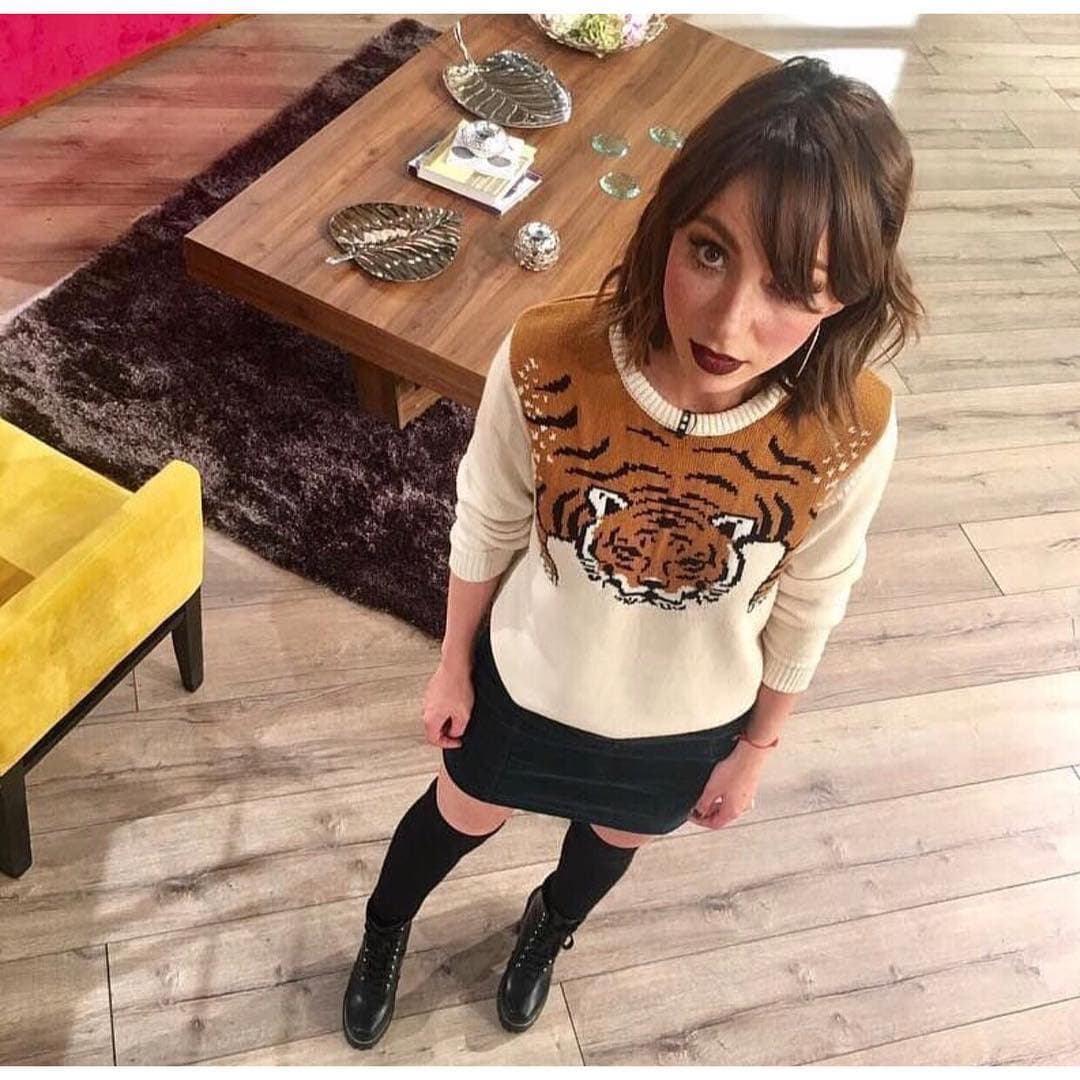 Las conductoras del programa Hoy, todas visten increíble, pero hay algo especial en las elecciones de vestuario que hace Natalia Téllez.