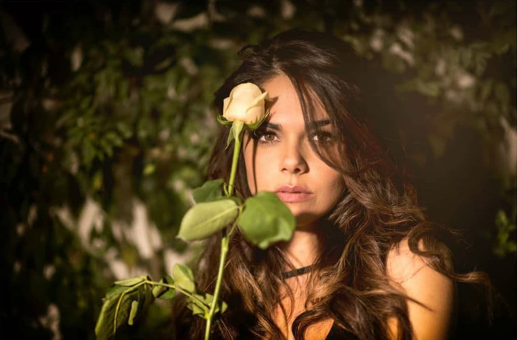 Livia Brito te llevará al cielo con su belleza y curvilínea figura en la segunda temporada de ‘La Piloto’