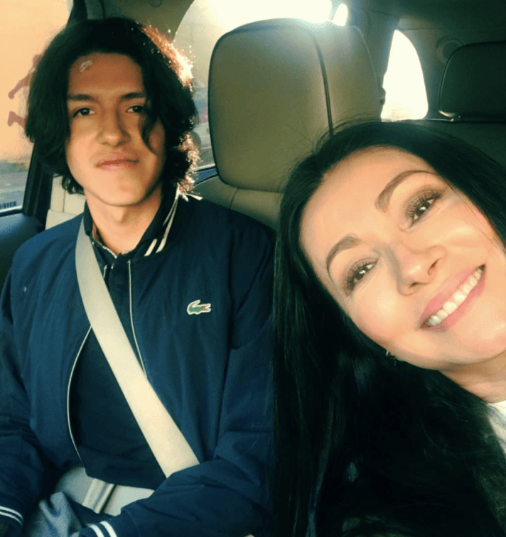 Actualmente, Guillermo ya es todo un adulto, tal como se puede apreciar en las imágenes que comparte su orgullosa mamá. Hace unas semanas, él cumplió 24 años.