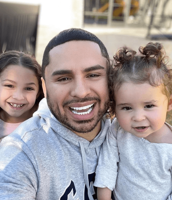 Larry Hernández organiza tremenda fiesta de cumpleaños para su hija