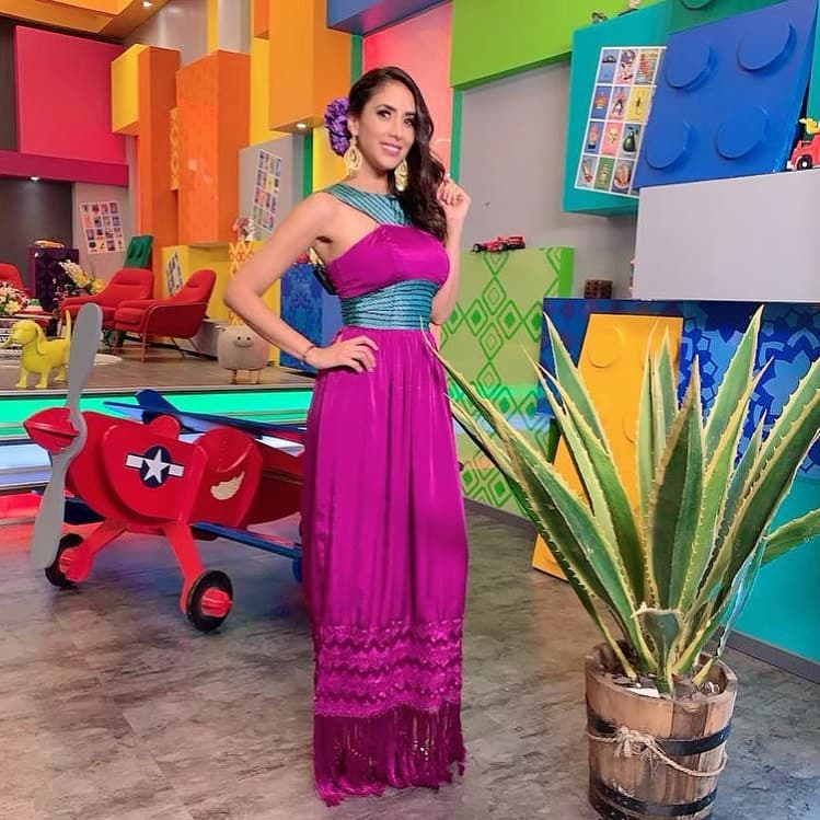 Su tercera nominación es ya en los Premios TVyNovelas 2020 como 'Mejor conductora', compitiendo con sus compañeras de 'Cuéntamelo ya!': Odalys Ramírez y Roxana Castellanos. Además de Andrea Legarreta y Galilea Montijo de 'HOY'.