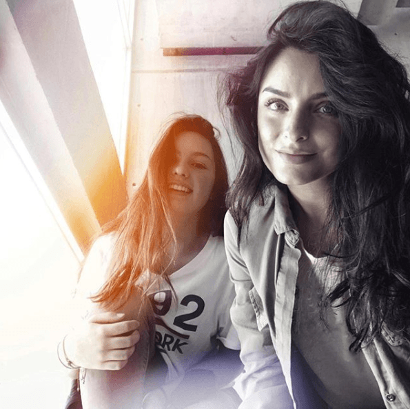 Aislinn Derbez recuerda su etapa como madrastra: "Mauricio me decía que tenía que madurar”